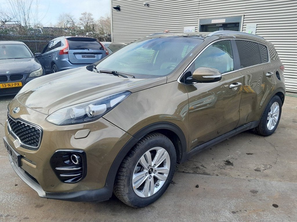 PORTIER LINKS VOOR Kia Sportage (QL) (|76003F1000|), Deur, Theodor-Heuss-Allee 11
60486  Frankfurt am Main, DE, Kia Deutschland GmbH