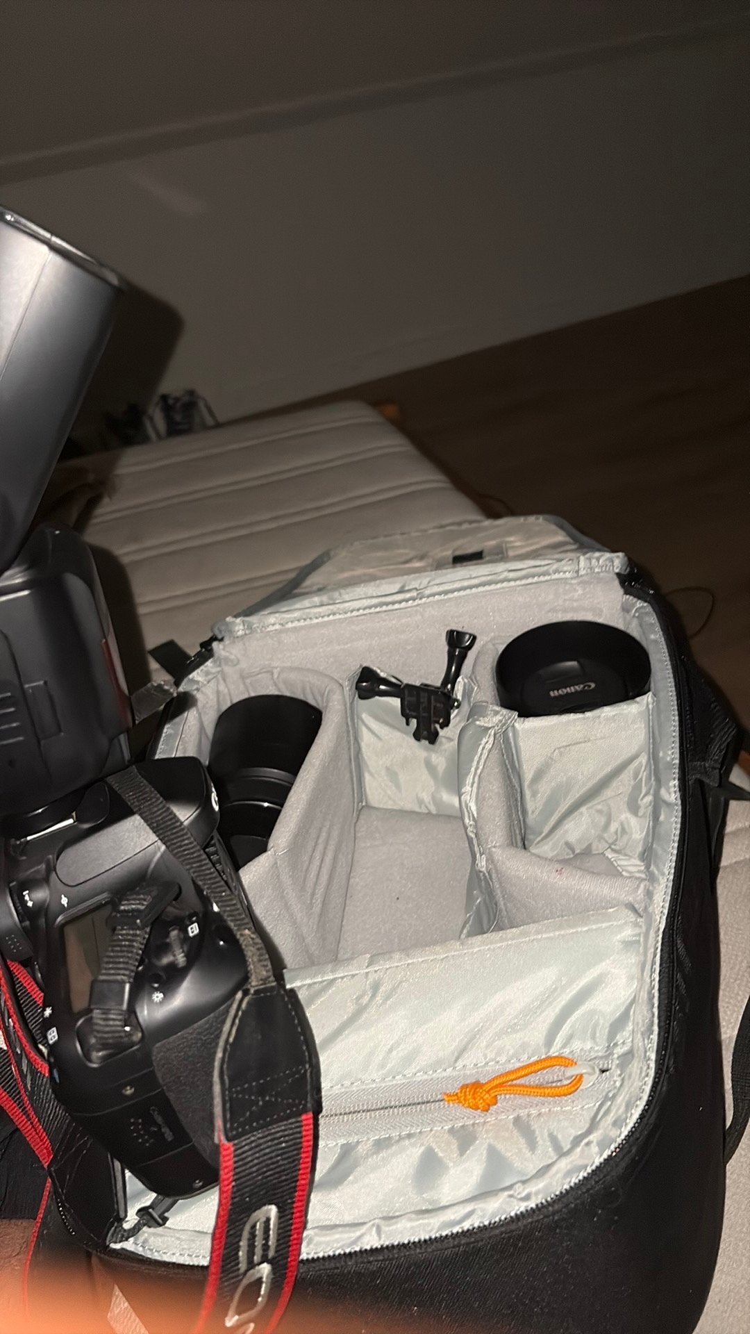 Canon 80D +Canon lens EFS 55-250mm +ultrasonic canon 50mm, TV, Hi-fi & Vidéo, Enlèvement, Comme neuf, Chargeur, Canon