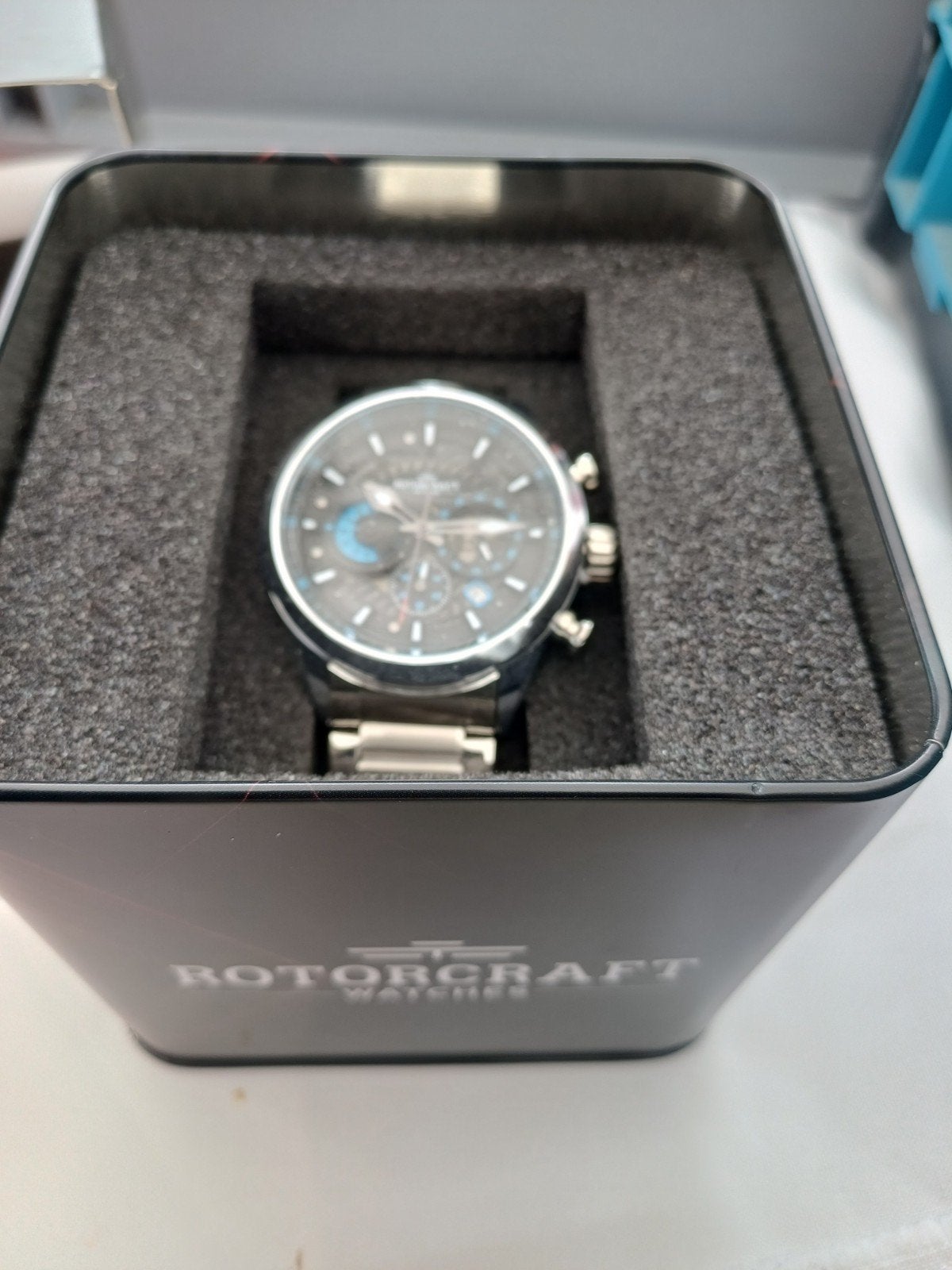 Nouvelle montre Rotorcraft, Enlèvement ou Envoi