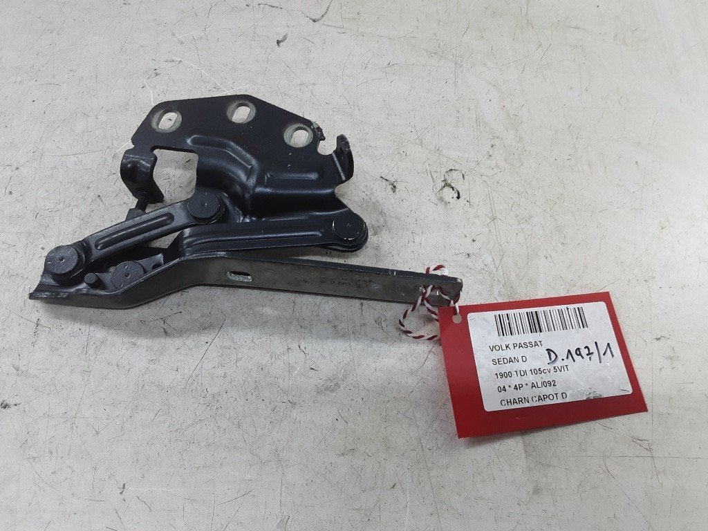 CHARNIERE DE CAPOT DROIT Volkswagen Passat (3C2), Autos : Pièces & Accessoires, Volkswagen, Mevr. I. Hauben, Utilisé, Rue de l'Espoir 34 34
4030  GRIVEGNÉE, BE