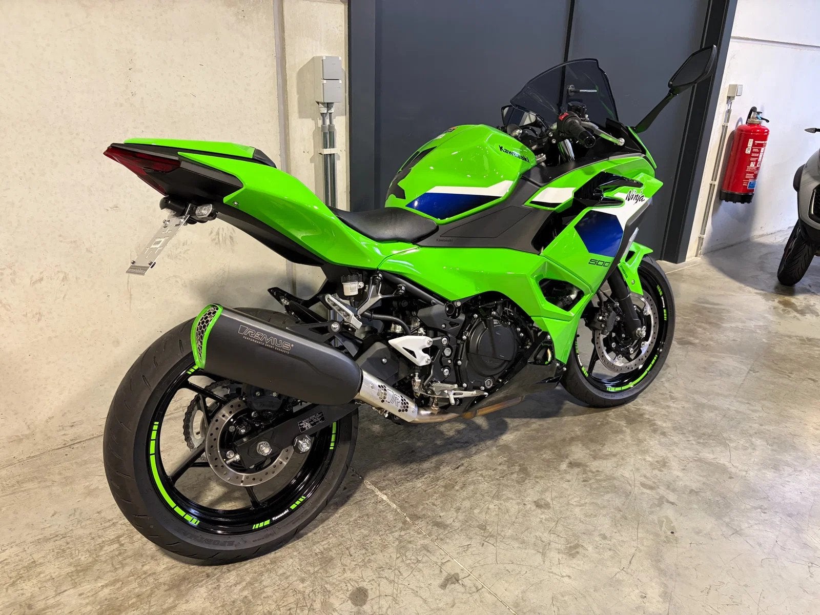 Kawasaki Ninja 500SE Arrow performance met tail tidy, Motos, Entreprise, Occasion, Super Sport, 12 à 35 kW