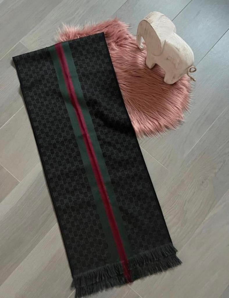 Écharpe Gucci, Enlèvement ou Envoi, Comme neuf, Écharpe