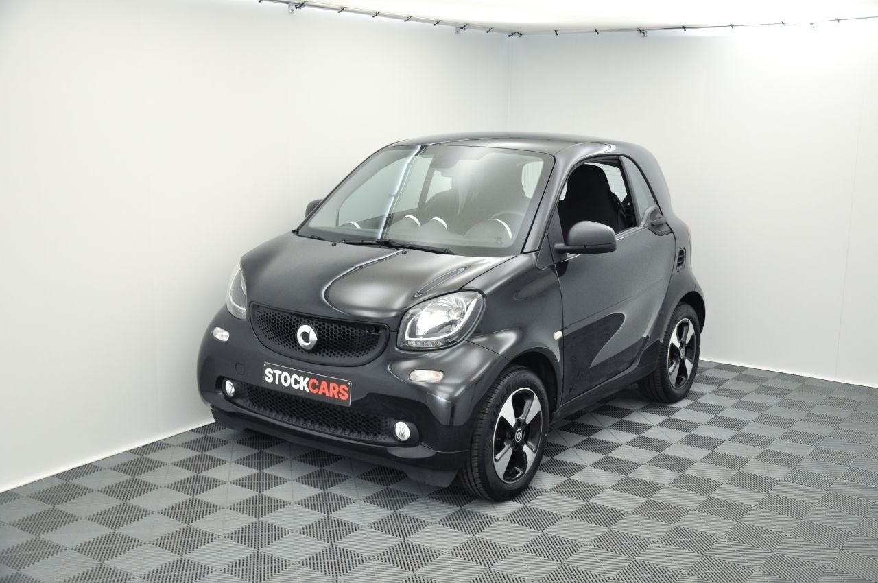 Smart Fortwo * AS NEW * (année de construction 2019), Autos, Achat, Euro 6, Entreprise, 2 places