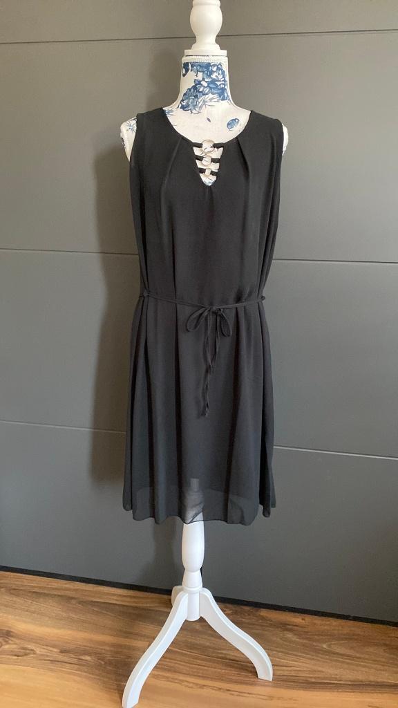 jurk lola&liza maat 40, Vêtements | Femmes, Robes, Enlèvement ou Envoi, Taille 38/40 (M)