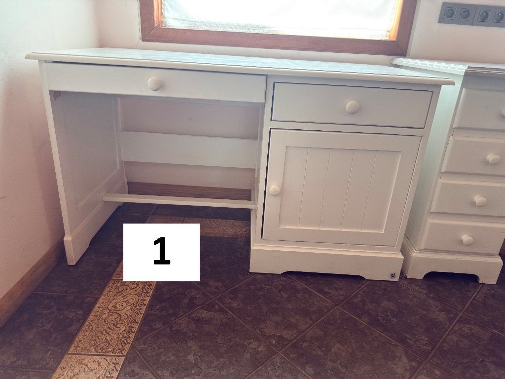 2 kleine bureaus - massief hout, Huis en Inrichting, Bureaus, Ophalen, Gebruikt, Wit, Hout