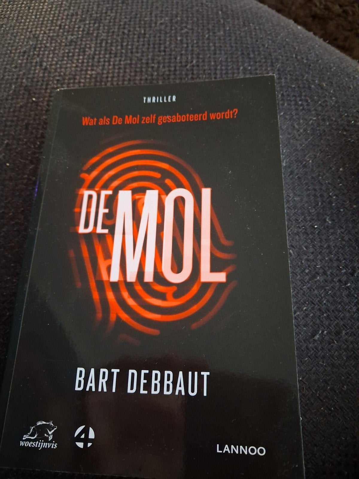 boek de mol gesigneerd, Boeken, Ophalen