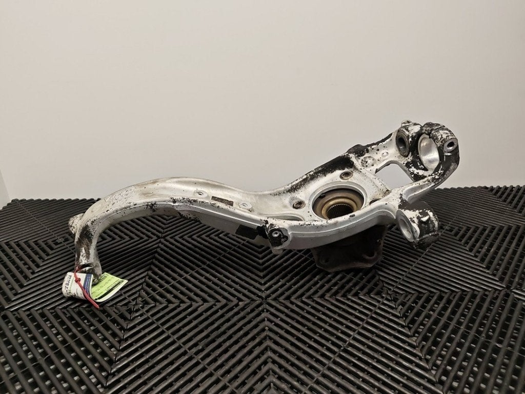 FUSEE AVANT DROITE Porsche Cayenne III (9YA) (|9Y0407254A|), Autos : Pièces & Accessoires, Porsche Deutschland GmbH, Porscheplatz 1
70435  Stuttgart, DE