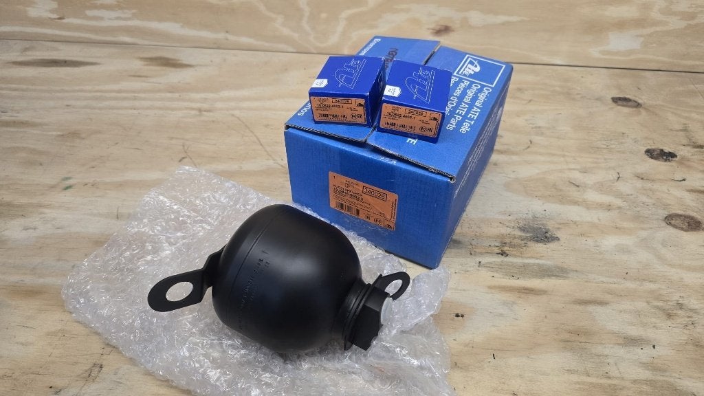 Accumulateur Boule de pression BMW E31 E32 850i 750i, Enlèvement, Neuf, BMW