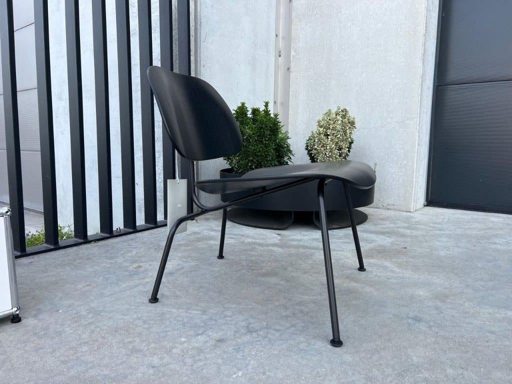 Vitra LCM, Plywood group, showroommodel, Verzenden, Zwart, Design, Nieuw