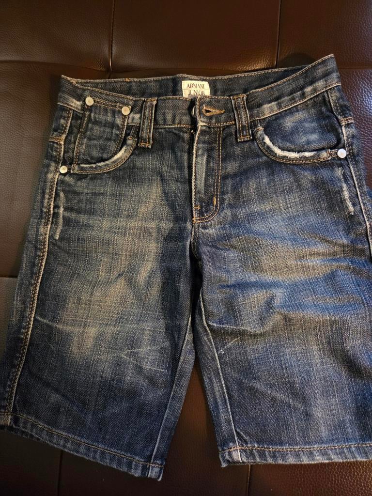 Short Armani 8 jaar, Kinderen en Baby's, Kinderkleding | Maat 122, Ophalen of Verzenden