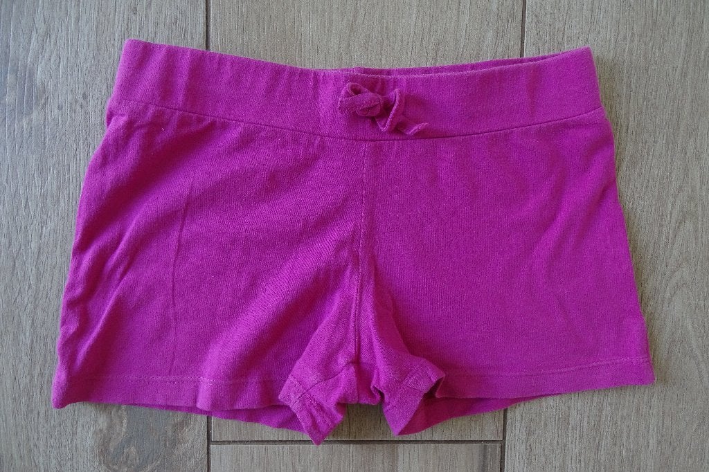 Fuchsia short C&A maat 146, Enfants & Bébés, Vêtements enfant | Taille 146, Pantalon, C&A, Enlèvement ou Envoi, Utilisé