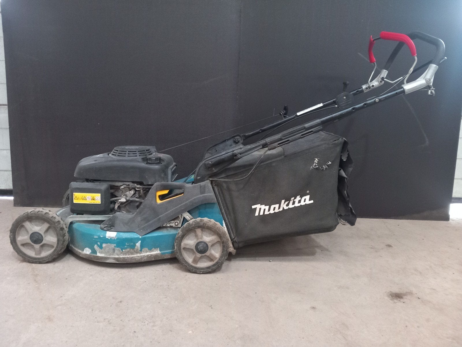 grasmaaier, Ophalen