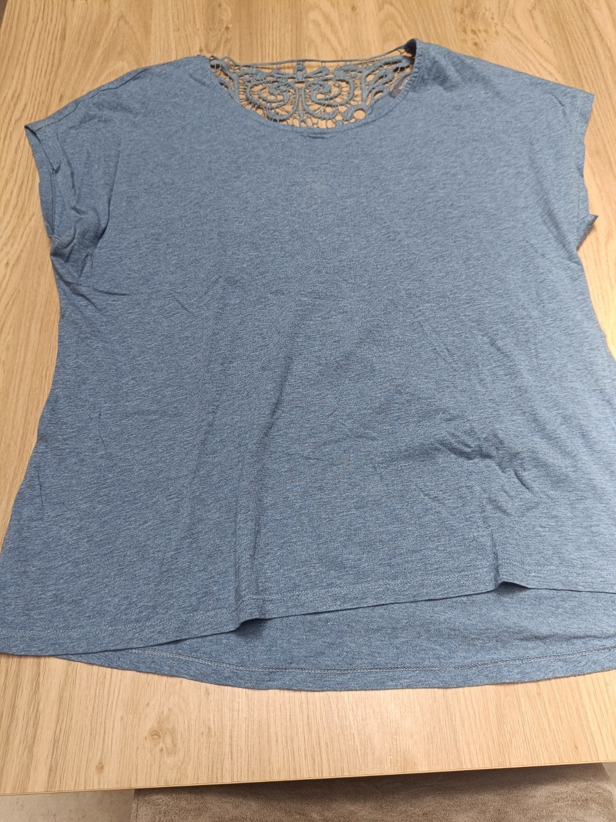 Tee-shirt femmes taille 42, Kleding | Dames, T-shirts, Ophalen, Zo goed als nieuw, Maat 42/44 (L)