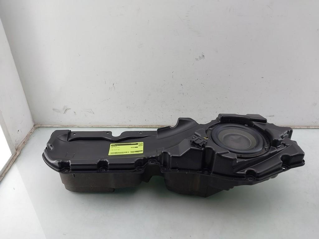 SUBWOOFER Audi TT (FV3 / FVP) (|8S0035298|8S0035298A|), Auto-Union-Straße  1,
85057  Ingolstadt, DE, Info@audi.de, Audi, Utilisé