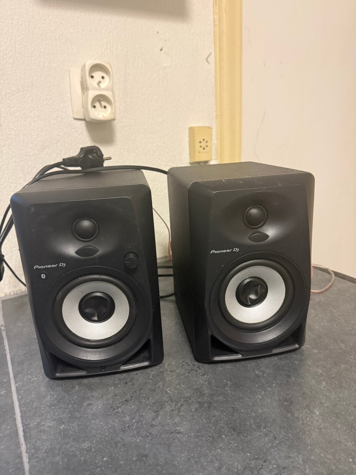 Pioneer DJ DM-40BT Bluetooth Monitor Speakers – Complete Set, Audio, Tv en Foto, Bluetooth, Ophalen, Zo goed als nieuw, Pioneer