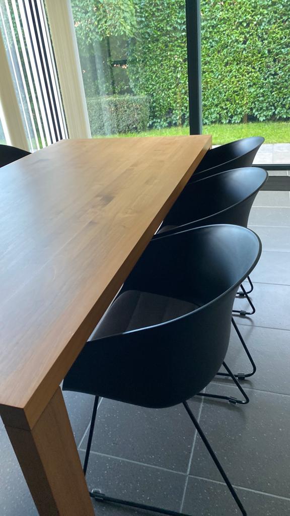 Moderne zwarte kuipstoelen. 6 stuks, Huis en Inrichting, Stoelen, Ophalen, Zo goed als nieuw