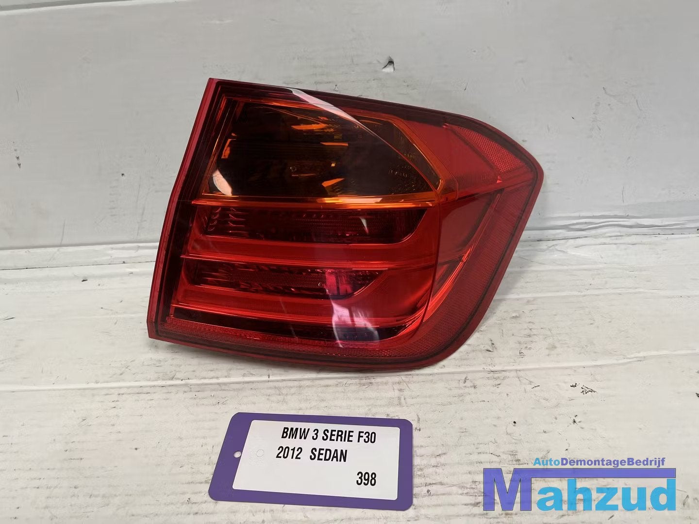 BMW 3 SERIE F30 sedan rechts buiten achterlicht 2011-2019, Auto-onderdelen, Petuelring 130
80788  Munich, DE, Gebruikt, Info@bmw.de