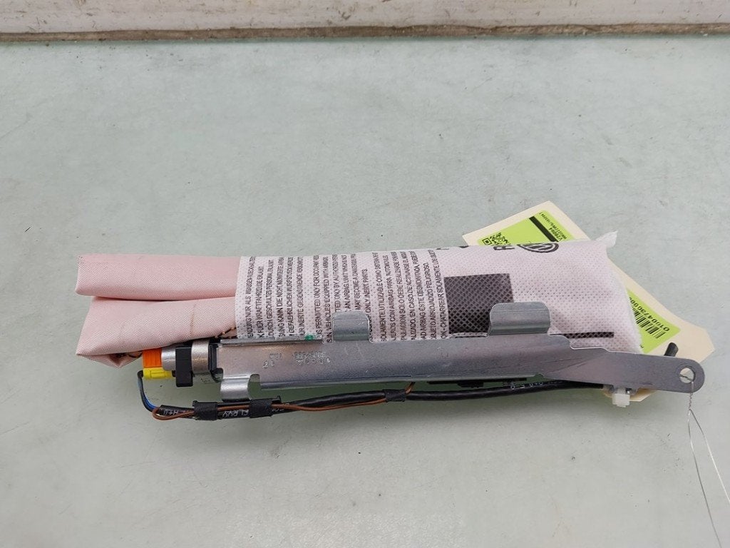 AIRBAG SIEGE Audi A3 Limousine (8VS / 8VM) (01-2013/10-2020), Auto-Union-Straße  1,
85057  Ingolstadt, DE, Info@audi.de, Audi