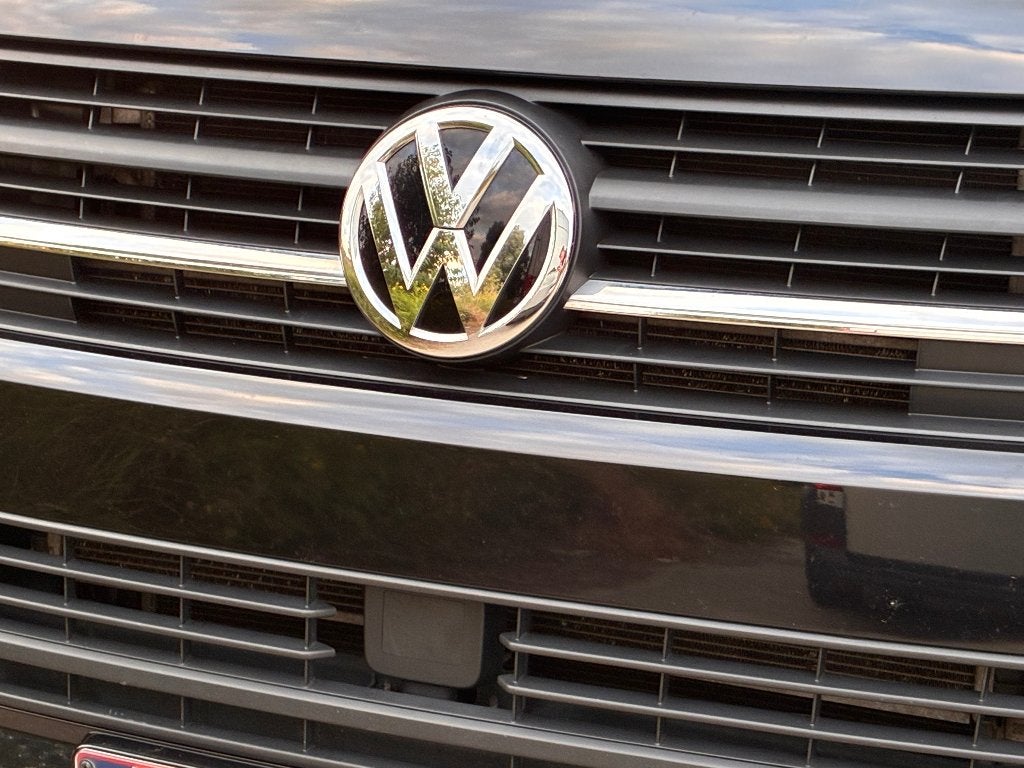 VW T6 Transporter dubbele cabine, Auto's, Dealer onderhouden, 2500 kg, Zwart, Particulier
