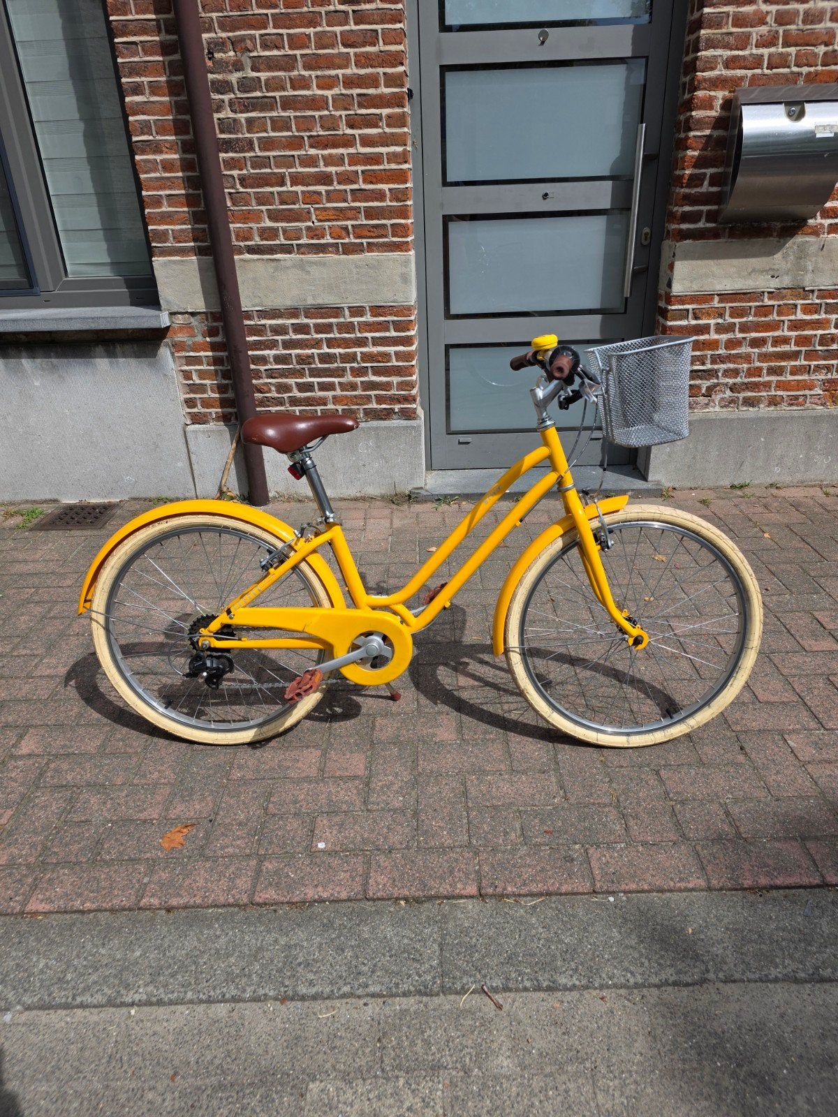 Mooie gele kinderfiets met 6 versnellingen – 24 inch, Fietsen en Brommers, Fietsen | Cruisers en Lowriders, Ophalen