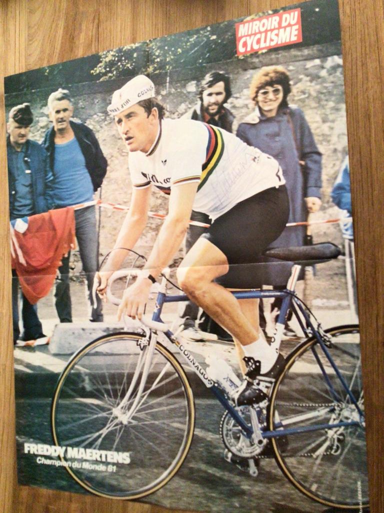 Wielerposter wk team colnago freddy maertens signe, Sports & Fitness, Cyclisme, Envoi, Comme neuf