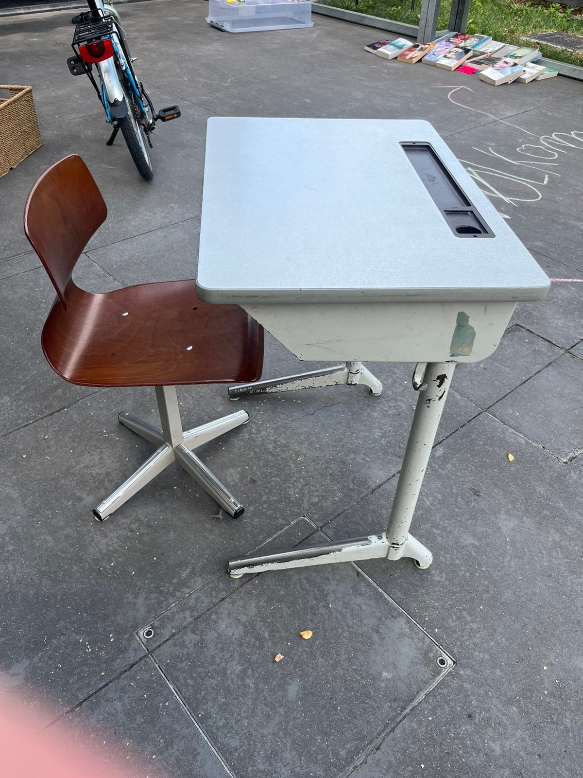 Bureau en stoel, Kinderen en Baby's, Ophalen, Gebruikt, Tafel(s) en Stoel(en)