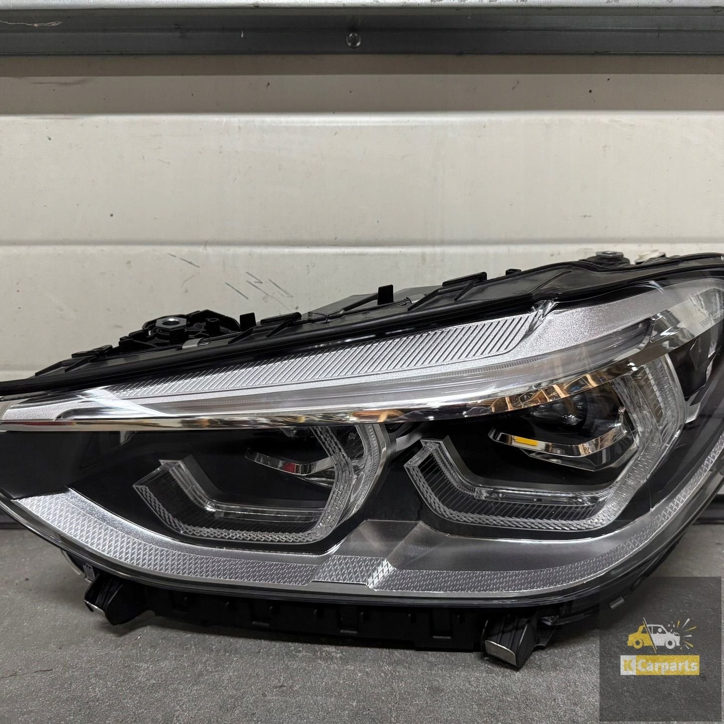 7466119, BMW X3 G01 X4 G02 Clignotant adaptatif LED, Petuelring 130
80788  Munich, DE, Info@bmw.de, Utilisé, BMW