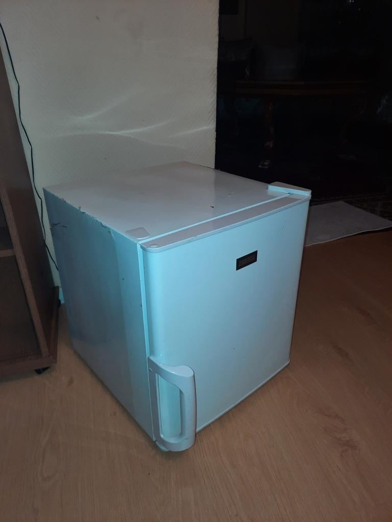 Mini congélateur zanussi comme  neuf, Electroménager, Congélateur