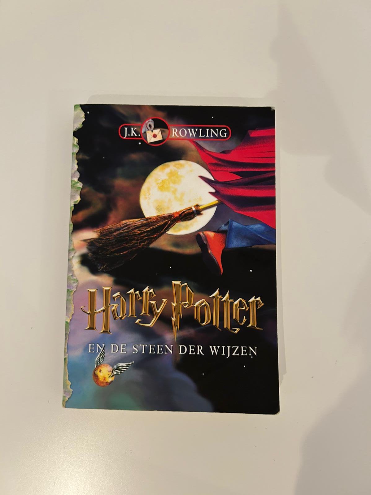 Boek harry potter en de steen der wijzen, Boeken, Ophalen of Verzenden, Gelezen