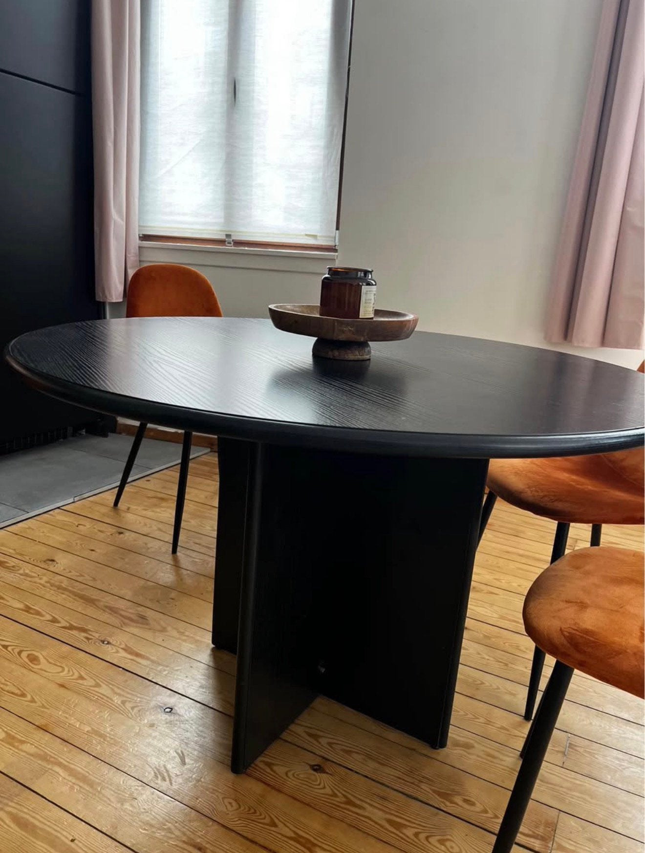 Ronde tafel, Ophalen, Zo goed als nieuw