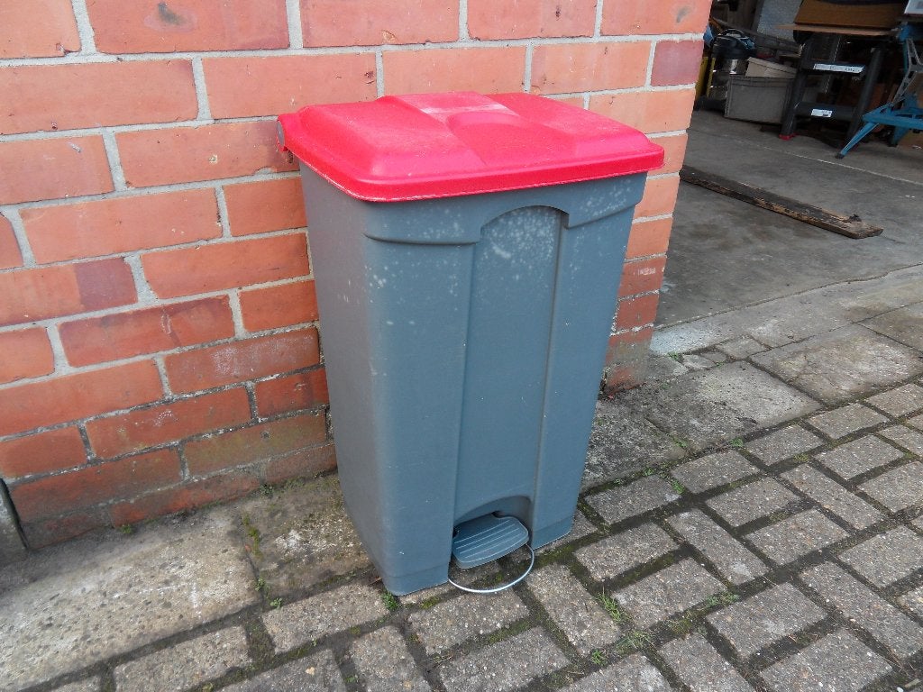 Vuilbak met pedaal, Enlèvement, Utilisé, Autres types