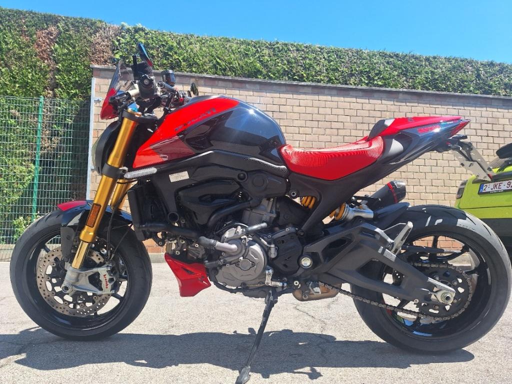 Ducati Monster Plus 937 SP en parfait état avec garantie, Motos, Échappement sport, Permis Moto A, Entreprise, Occasion