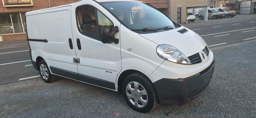 RENAULT TRAFIC 2.0 DCI 115CV AIRCO 140KM AVEC CARPASS, Autos, Camionnettes & Utilitaires, Euro 5, 4 portes, 3 places, Diesel