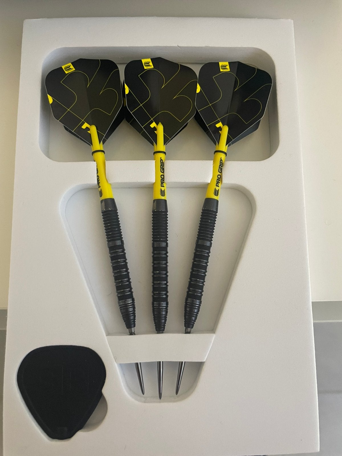 Target Bolide 01 25gr, Sport en Fitness, Darts, Ophalen of Verzenden, Zo goed als nieuw, Flights
