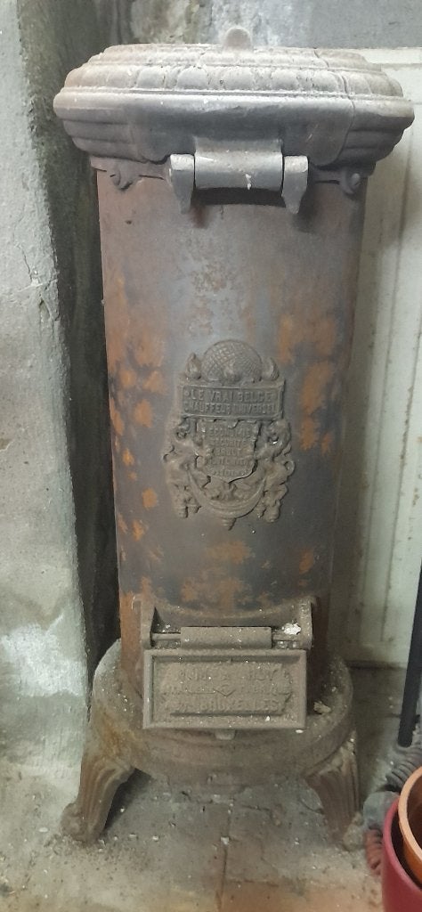 kacheltje, type 'duveltje', Ophalen, Gebruikt