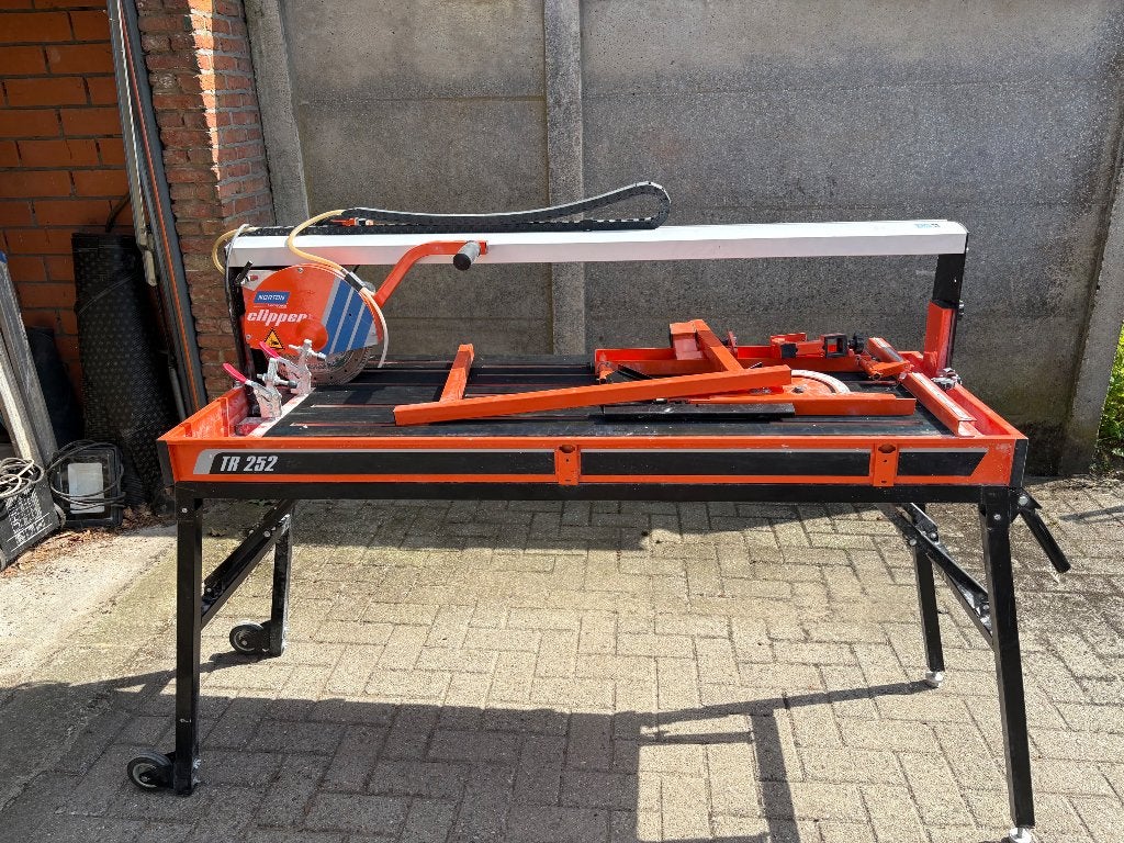 Tegel zaagtafel, Ophalen, Zo goed als nieuw, Inklapbaar