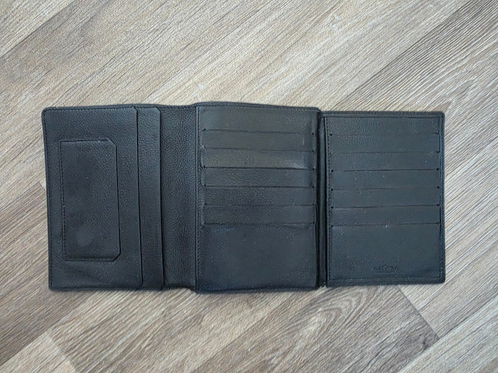 Delvaux Leren Portemonee, Ophalen of Verzenden, Zo goed als nieuw, Zwart, Leder