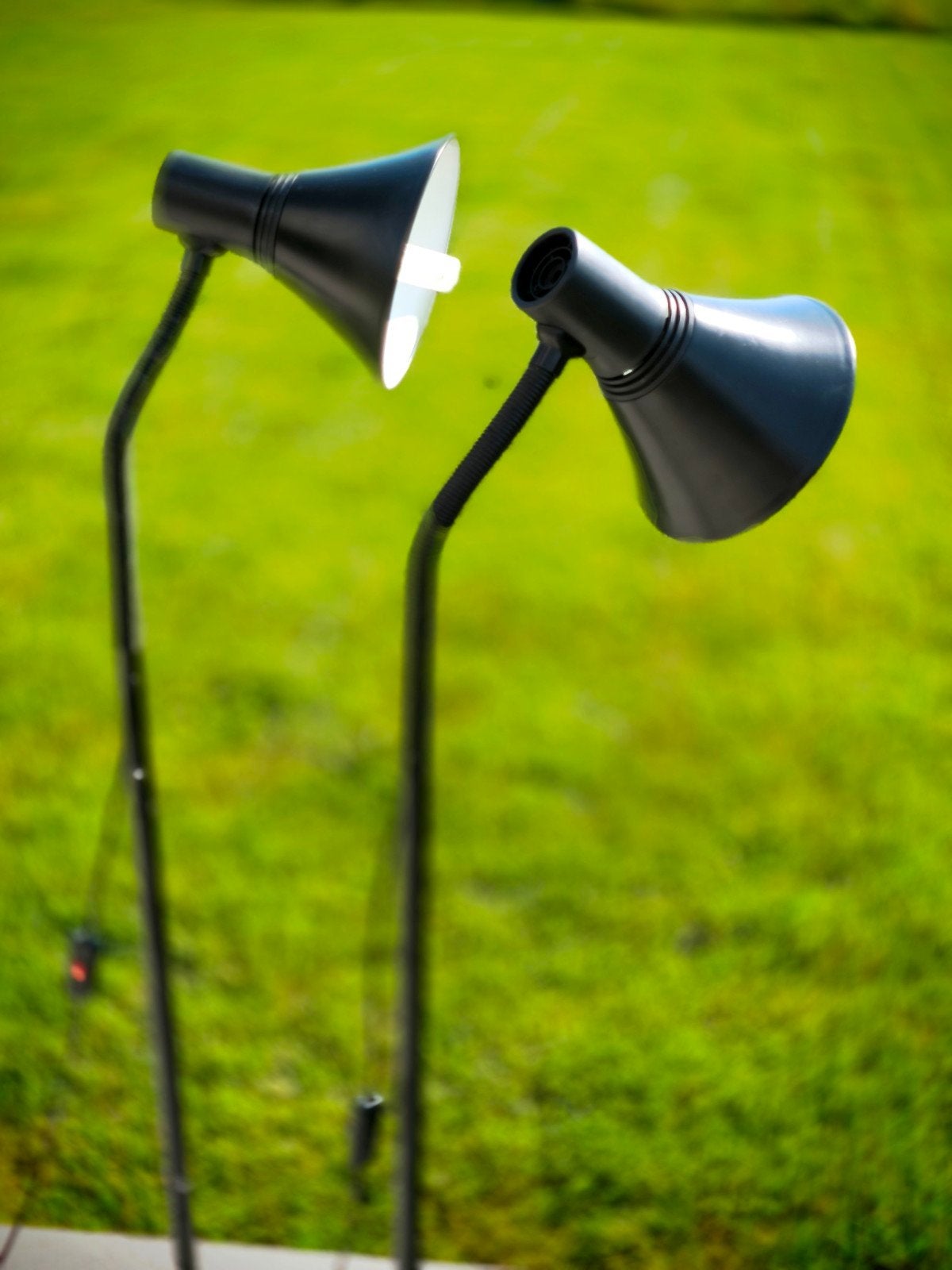 2 Lampadaires noir Ikea TYP G9110, année 1980, Enlèvement, 100 à 150 cm, Métal, E27 (grand)