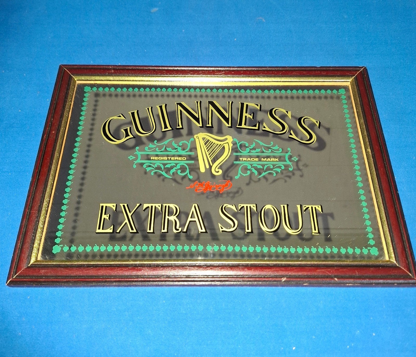 Guinness spiegel, Ophalen