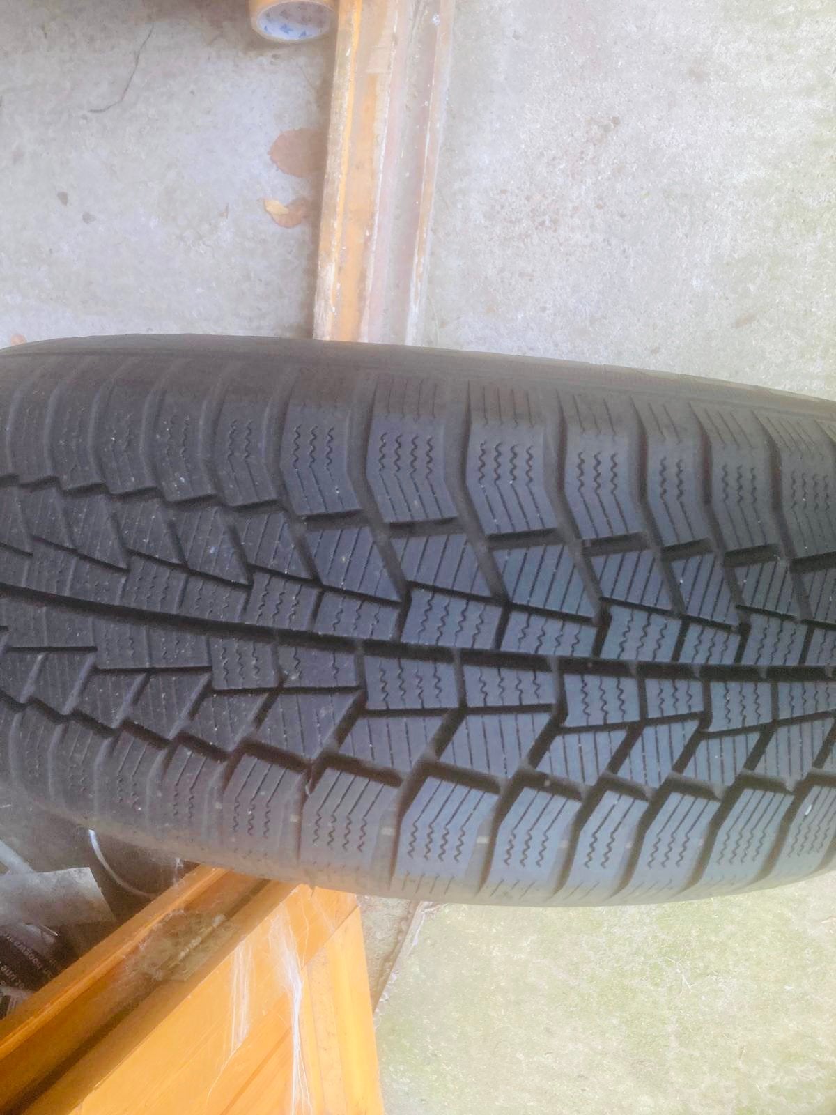 Audi A4 - 16 inch velgen - General Winterbanden, Ophalen, Zo goed als nieuw
