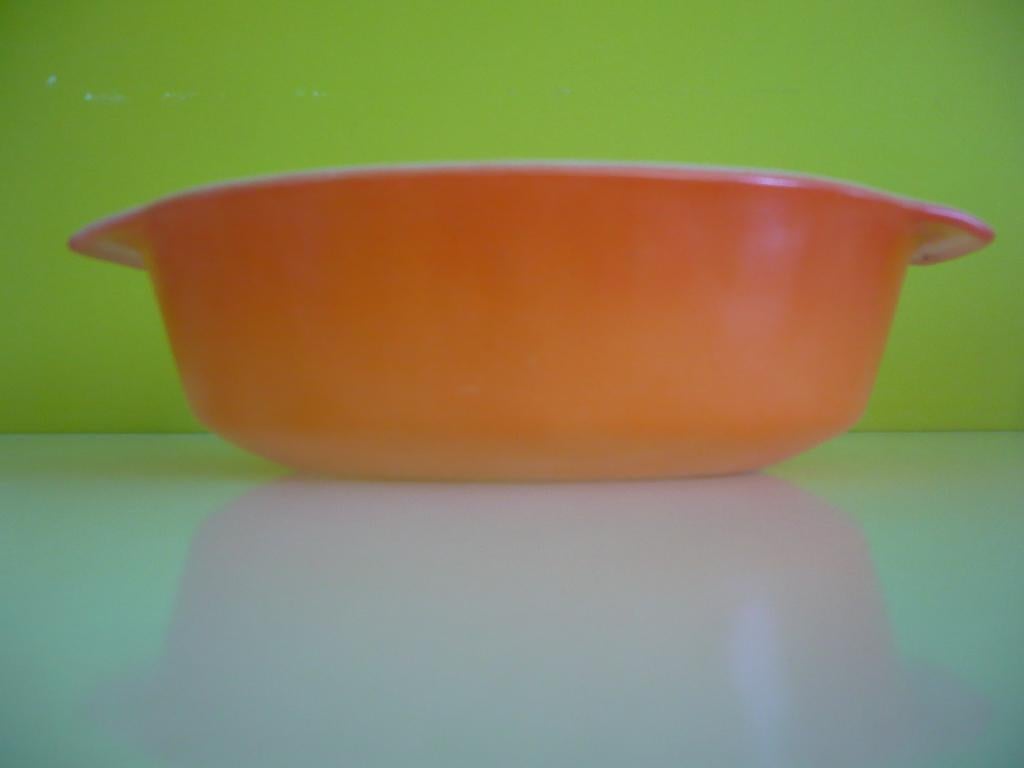 Knappe vintage fifties pastel Fire King Ovenschotel, Overige materialen, Gebruikt, Ophalen of Verzenden, Schaal of Schalen