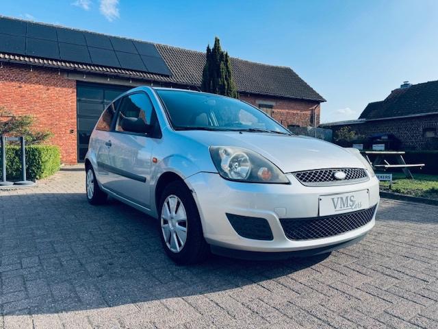 Ford Fiesta 1.3 Benzine * Garantie *, Auto's, 1299 cc, Stof, Zwart, 4 cilinders