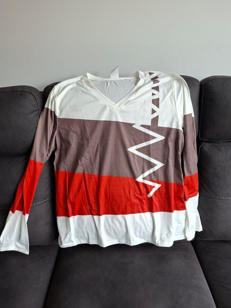 T-shirt lange mouwen Nieuw kleine 46, Ophalen