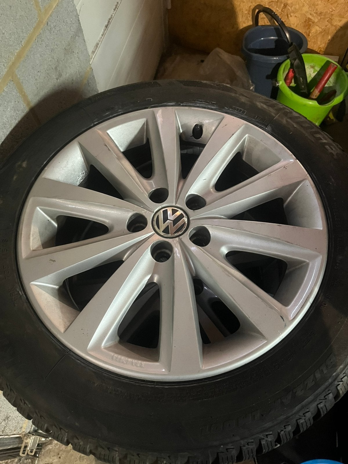 Jantes vw 16" entraxe 5x100, Autos : Pièces & Accessoires, Pneus & Jantes, Enlèvement, Jante(s)