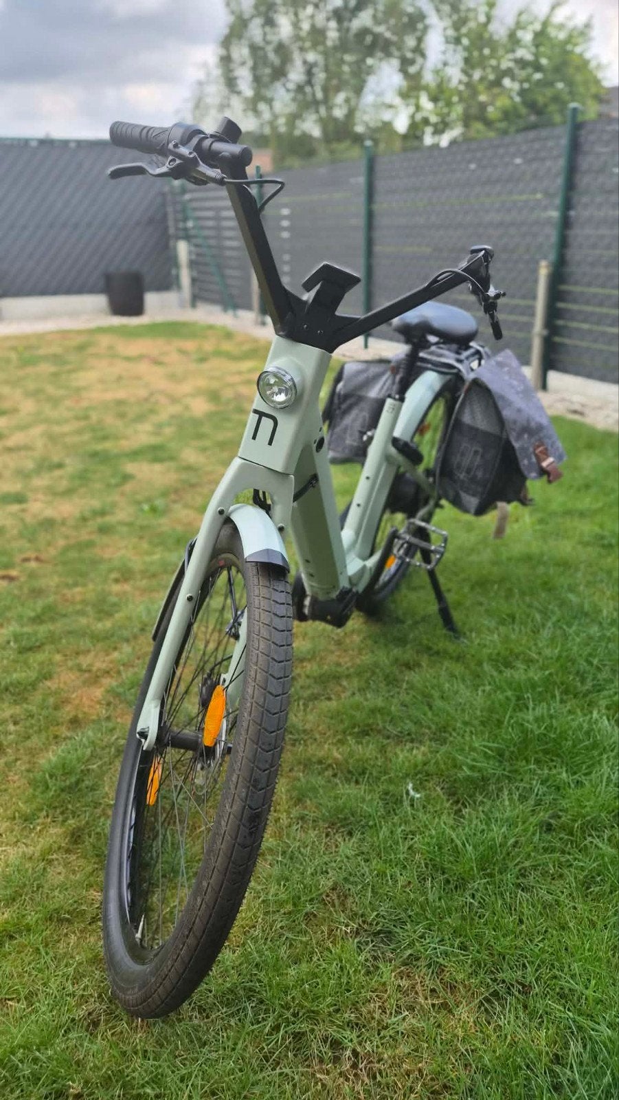 Damesfiets Moustache Lundi 27, Ophalen, Zo goed als nieuw, 50 km per accu of meer, Moustache