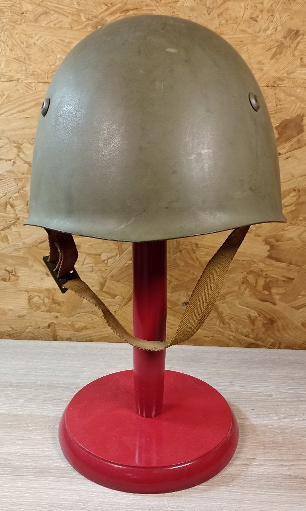 Casque Italien M33/47 avec housse camouflage M29 post ww2, Collections, Enlèvement ou Envoi, Armée de terre, Casque ou Béret