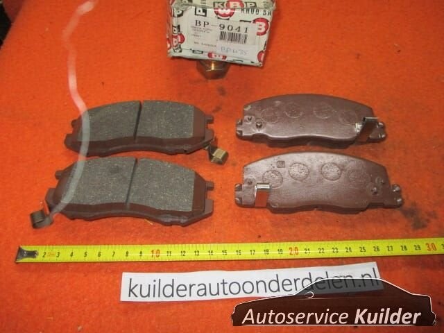 Remblokken voorzijde Toyota Previa I  Kavo Brake Parts BP904, -, -, Nieuw, Ophalen of Verzenden