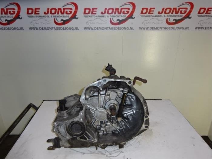 Boîte de vitesse d'un Nissan Almera Tino, -, 3 mois de garantie, Utilisé, -