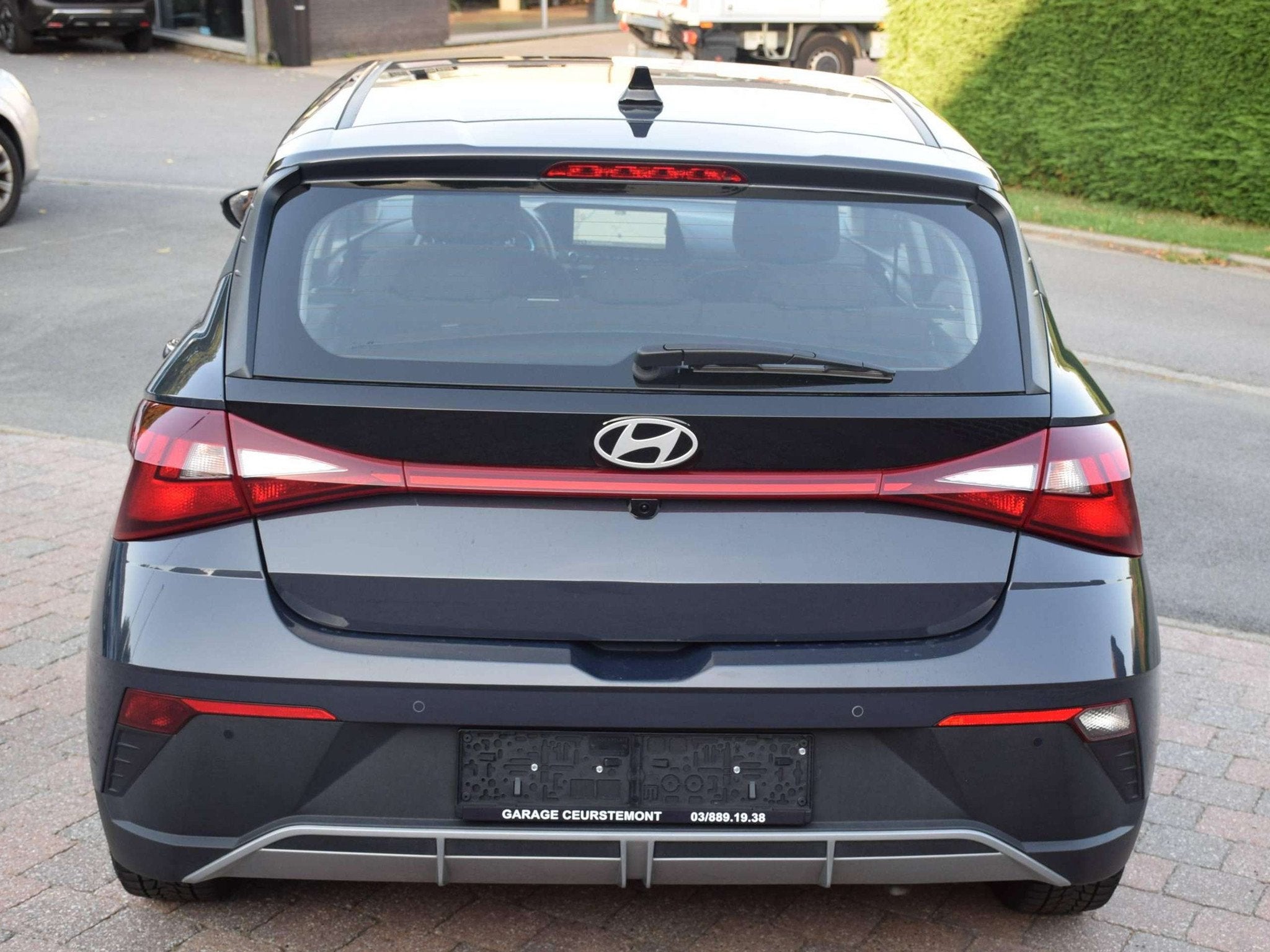 Hyundai i20 i20 1.2i COMFORT (bj 2025), Gebruikt, 4 cilinders, 1198 cc, Zilver of Grijs