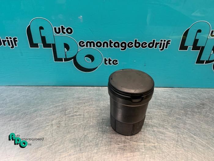 Cendrier avant d'un Mazda 5 (5 05-), -, 3 mois de garantie, Mazda, Utilisé
